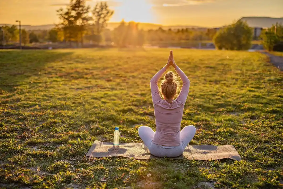 养生,即养护生命,是人们追求健康生活的一种方式.
